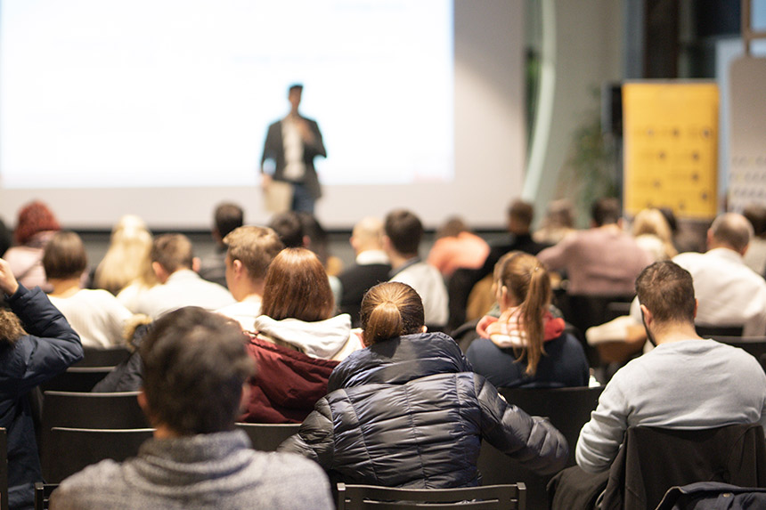 Hooking your audience: tips for presenting your research