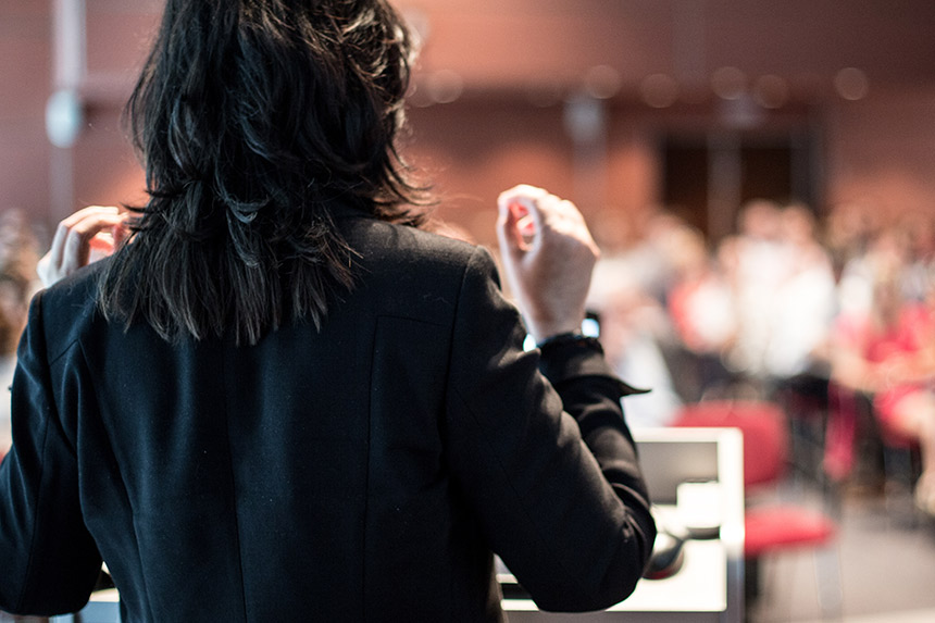 What to wear for academic conferences